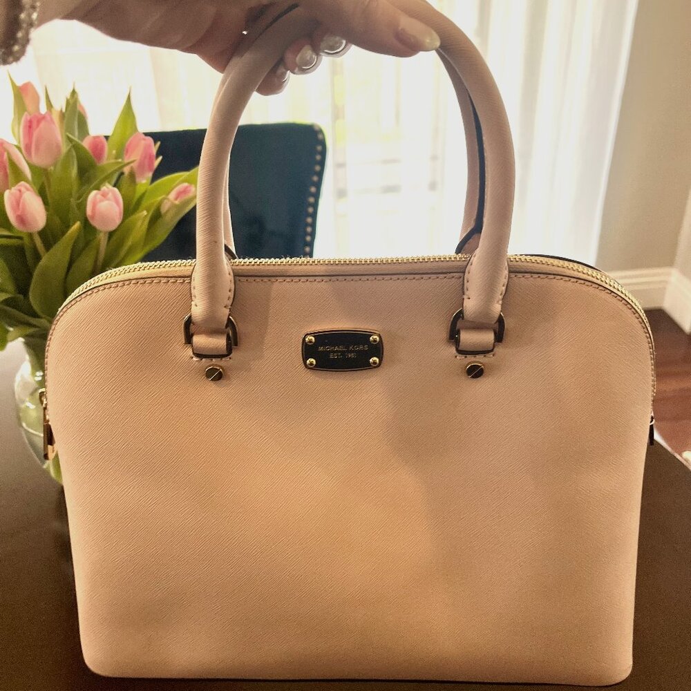 MK Michael Kors Cindy Large Dome Satchel - Like New!